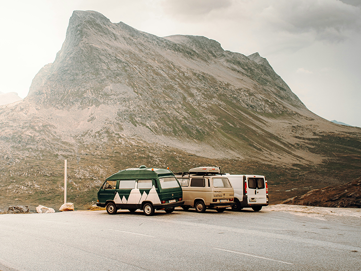 Welches Fahrzeug eignet sich zum Camper-Ausbau? - Die besten Basisfahrzeuge für dein Vanlife-Abenteuer