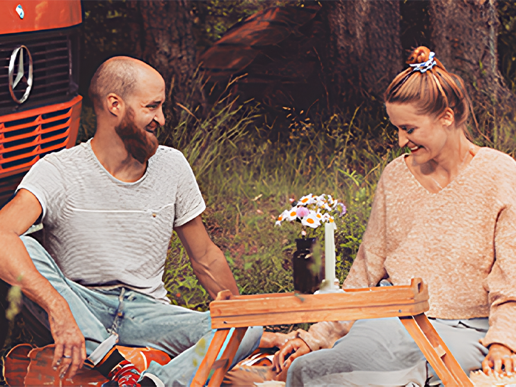 Ein Interview mit Jenni &amp; Flo - Ein Interview mit der_katastrophenschutz_bus